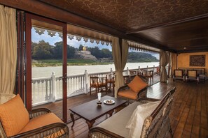 Lounge - Heritage Line Anawrahta Cruise (Mandalay)