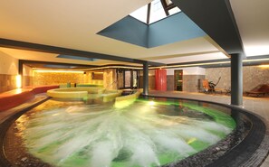 실내 스파 욕조