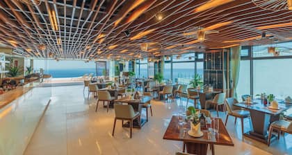 Mandila Beach Hotel DaNang