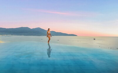 만딜라 비치 호텔 다낭