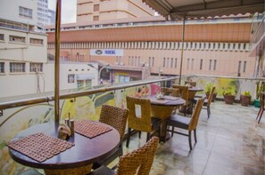 Breakfast, lunch, dinner served; local and international cuisine 