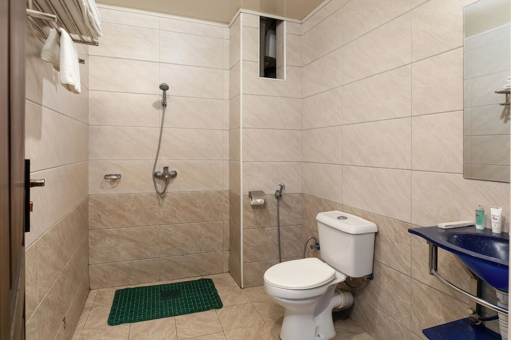 Russell Hotel Kampala by null