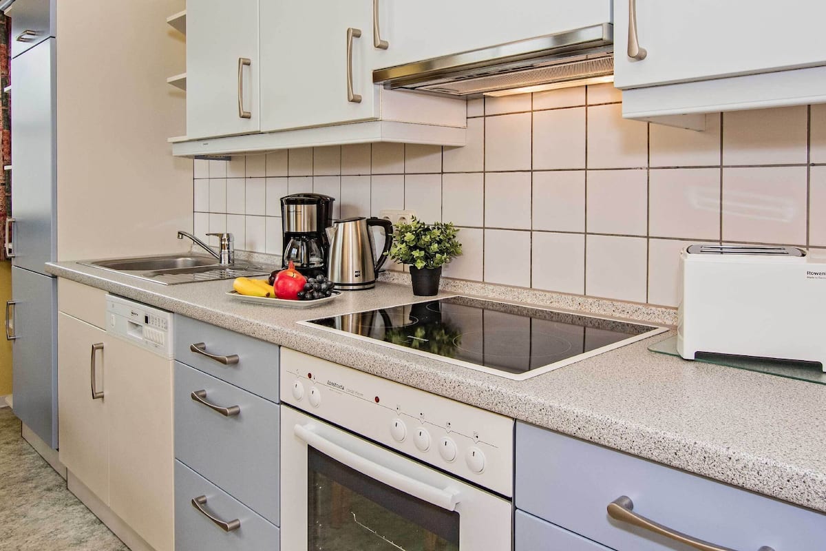comfort condo, 2 bedrooms (including 75 euro cleaning fee) | private kitchen