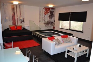 Loft, Whirlpool