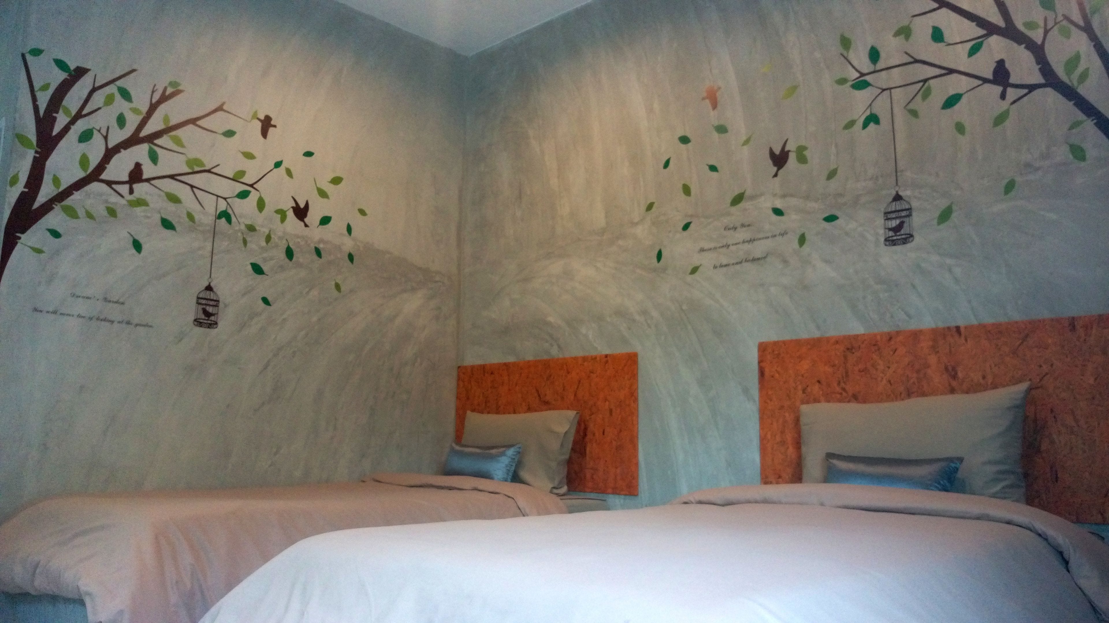 standard room | 1 bedroom, minibar, desk, free wifi