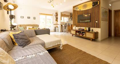 Pineapple Surf House - Hostel