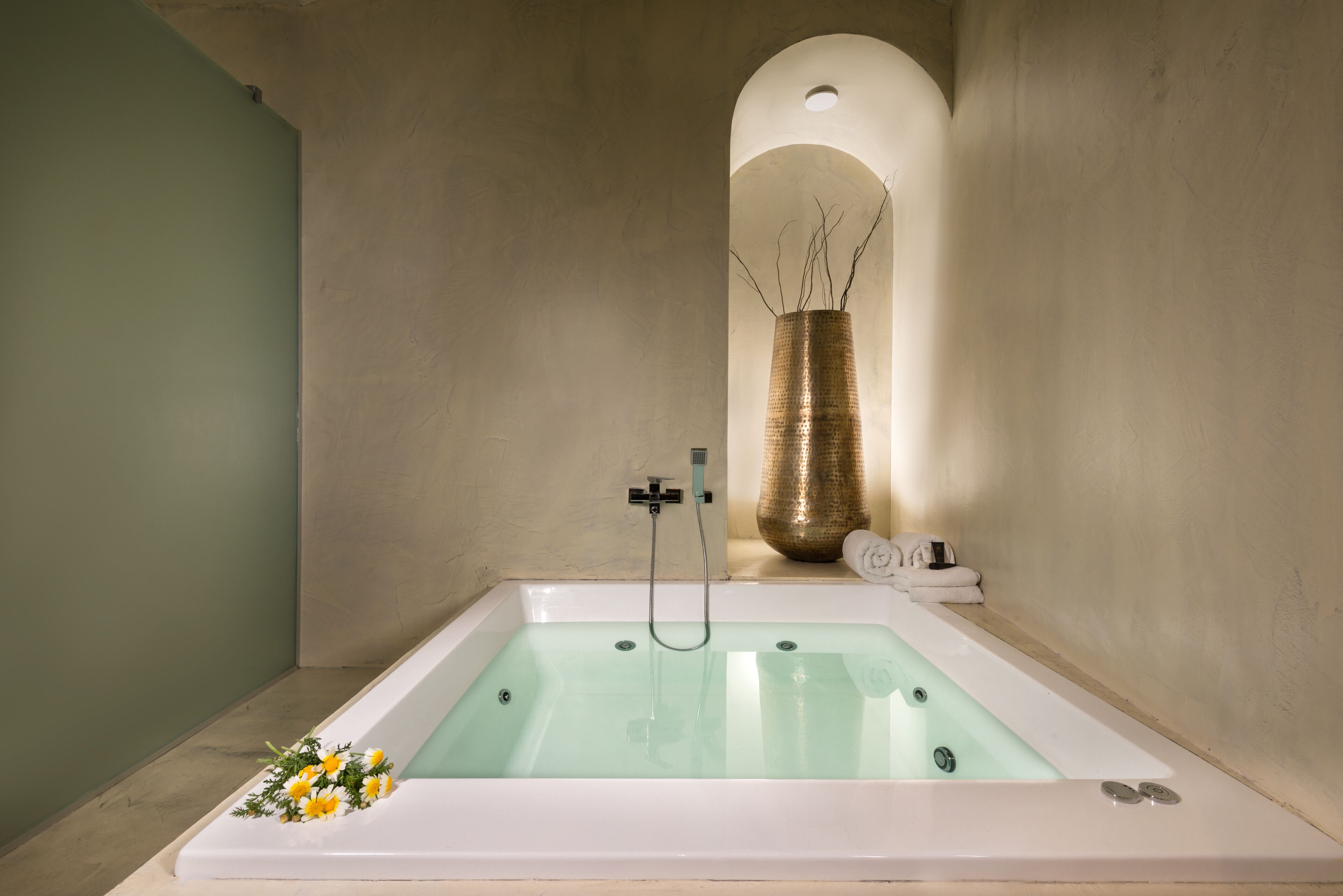 Photo - Mythical Blue Luxury Suites