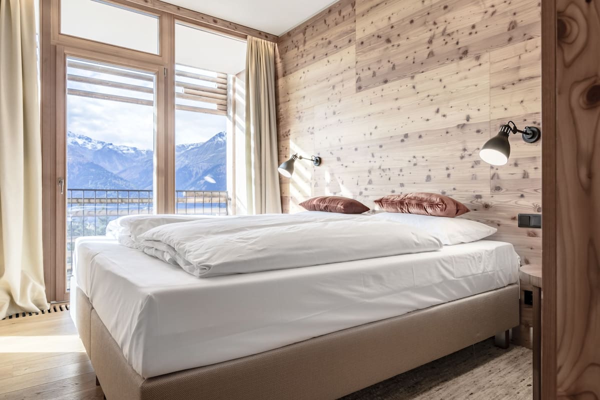 Suite (Wow) | Minibar, brankas, meja kerja, dan Wi-Fi gratis