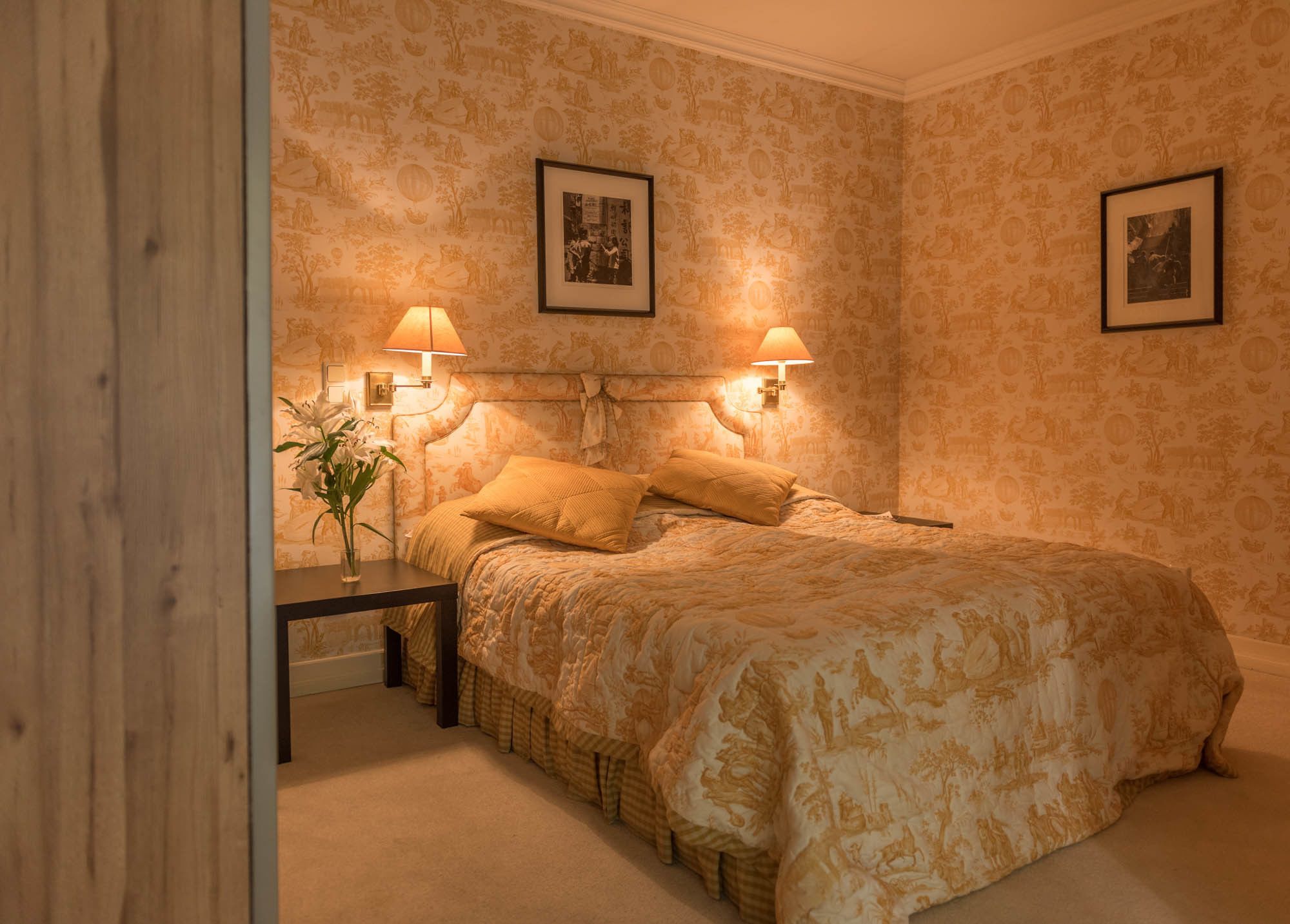 superior apartment, 1 bedroom, accessible, garden area | 1 bedroom, in-room safe, iron/ironing board, free wired internet