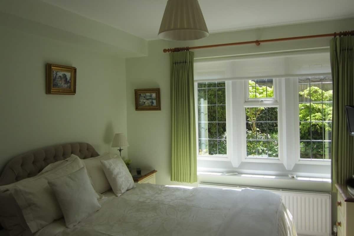 Chambre Double, salle de bains attenante