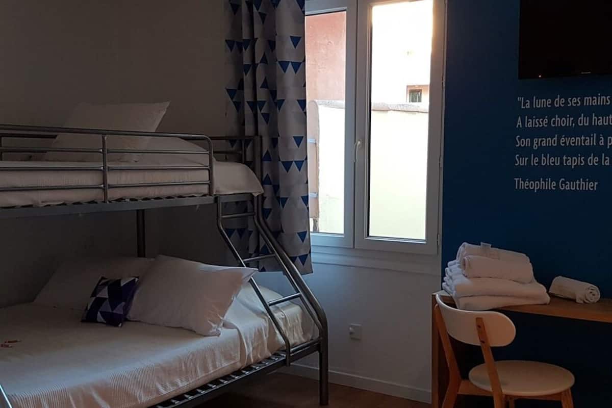 Standaard suite, privébadkamer (Vue Terrasse)
