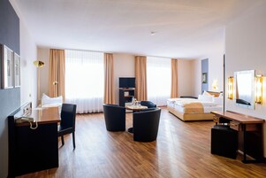 Quarto família (Classic) | Roupas de cama antialérgicas, edredons de pluma, cofres nos quartos