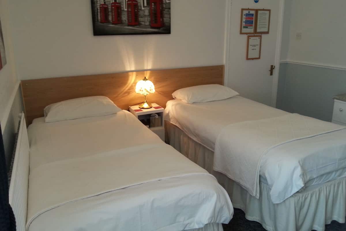 Twin Room, Ensuite