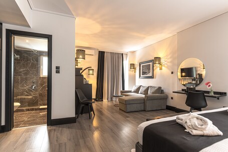 Athenian Riviera Hotel Suites - Image 42