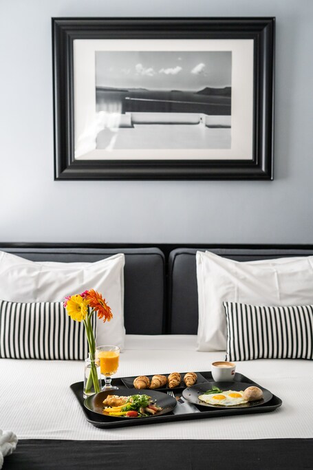 Athenian Riviera Hotel Suites - Image 76