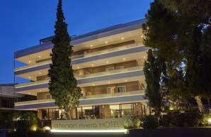 Front of property – evening/night - Athenian Riviera Hotel & Suites (Vari-Voula-Vouliagmeni)