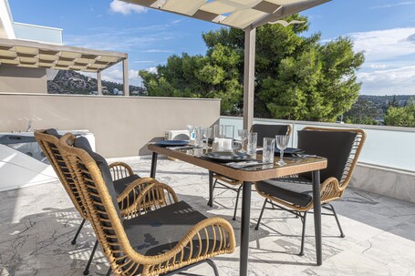 Athenian Riviera Hotel Suites - Image 55