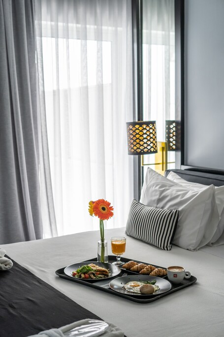 Athenian Riviera Hotel Suites - Image 39
