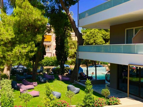 Athenian Riviera Hotel Suites - Image 12