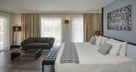 Athenian Riviera Hotel Suites - Image 57