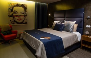 House, 1 Bedroom | 1 bedroom, premium bedding, minibar, desk