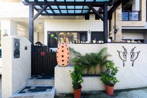 Porch - Puli Waltz Villa (Puli)
