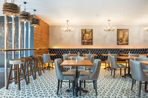 包含每日全套早餐