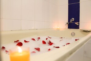 Bathroom - Hotel Brisas de Calima (Cali)