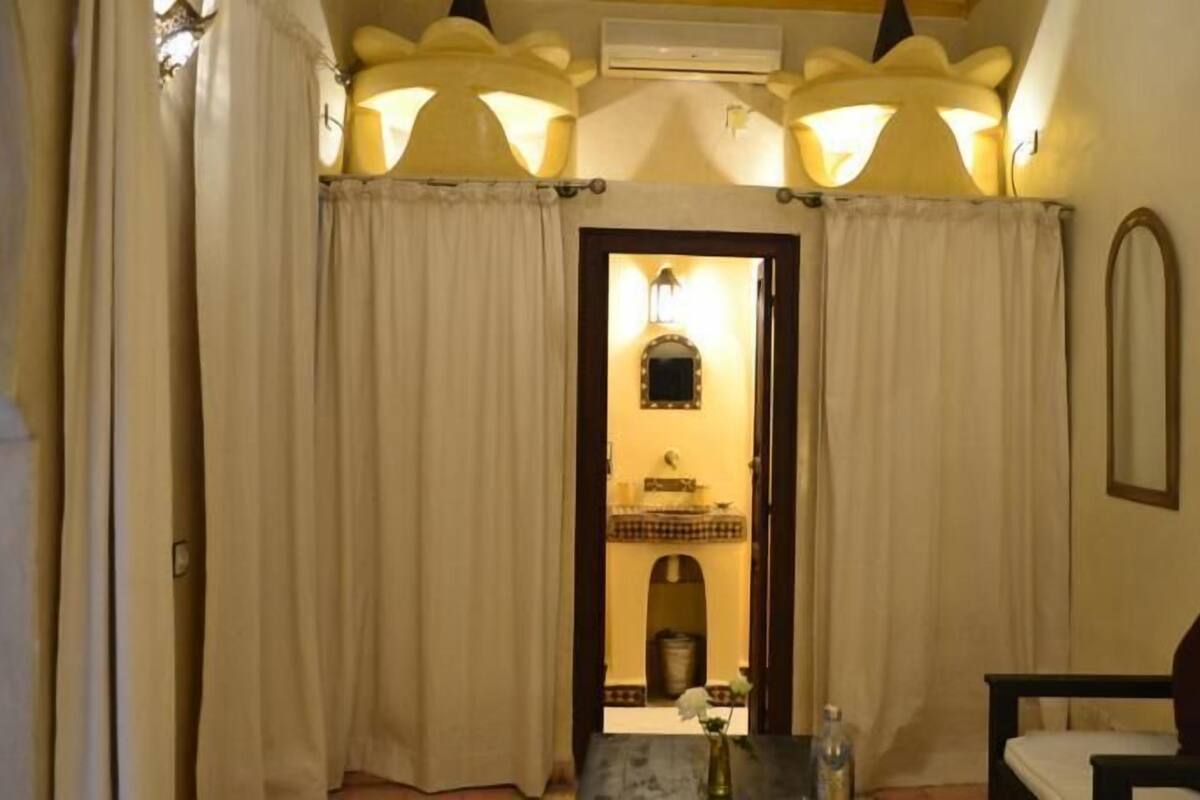 Suite | Décoration personnalisée, ameublement personnalisé, bureau