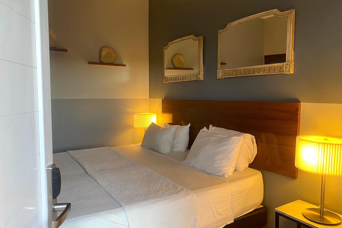 Camera Superior con letto matrimoniale o 2 letti singoli | Biancheria da letto di alta qualità, minibar, una cassaforte in camera