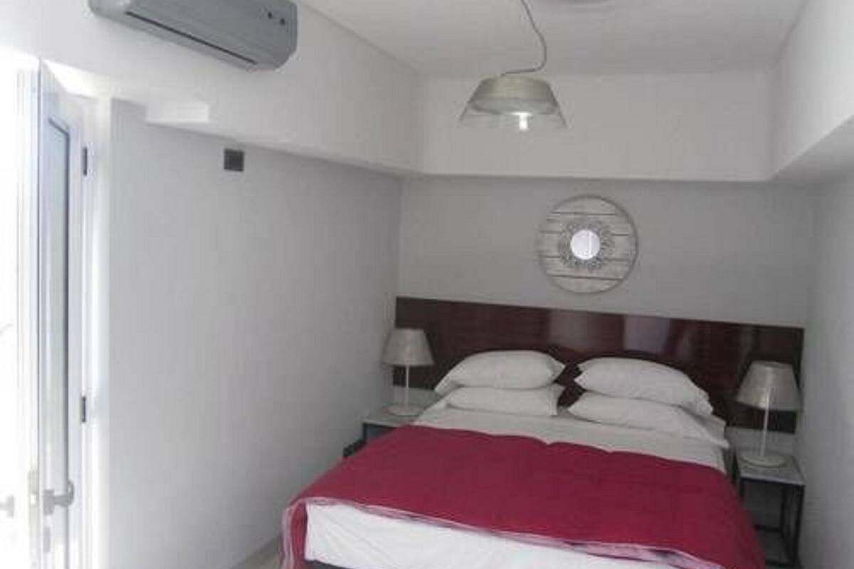 premium bedding, minibar, in-room safe, individually decorated