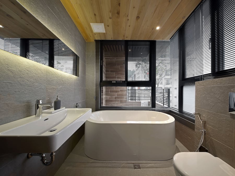 Bañera profunda