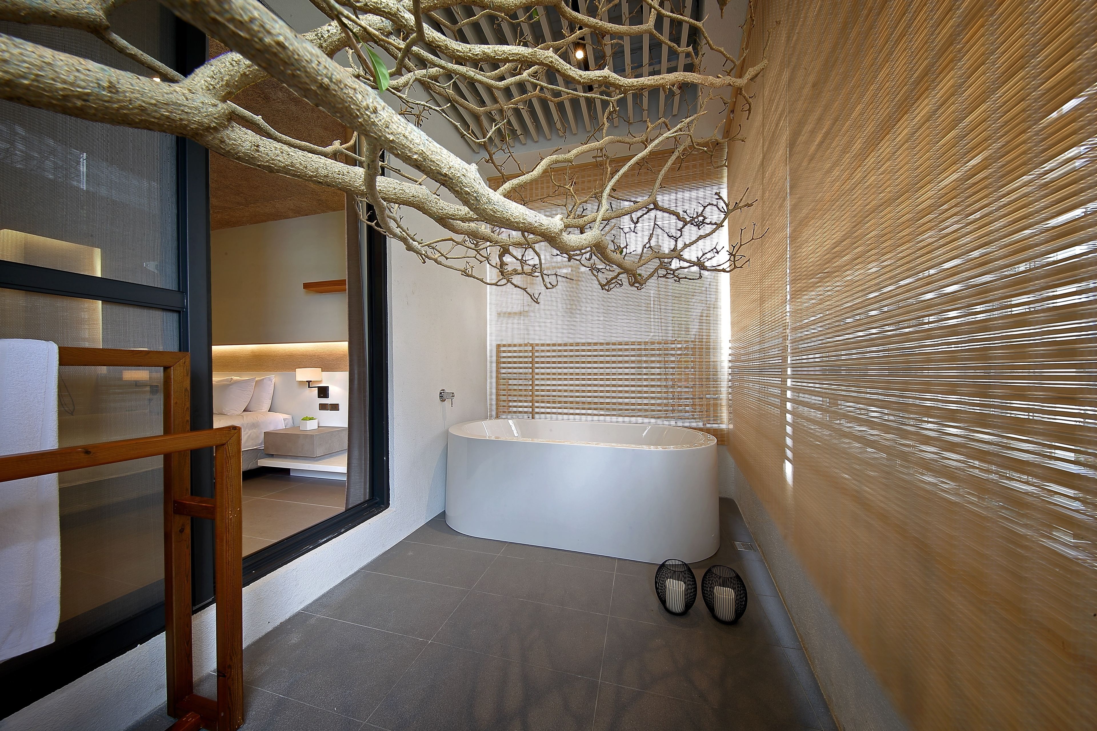 Doppia Deluxe, 1 letto queen, vasca da bagno | Vasca da bagno a immersione totale