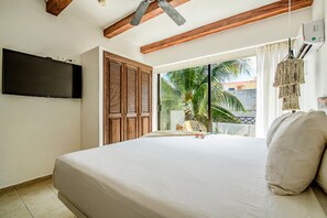 View from room - Hotel Banana Boutique & Spa by Paradise Hotels - 5th Av Playa del Carmen (Playa del Carmen)