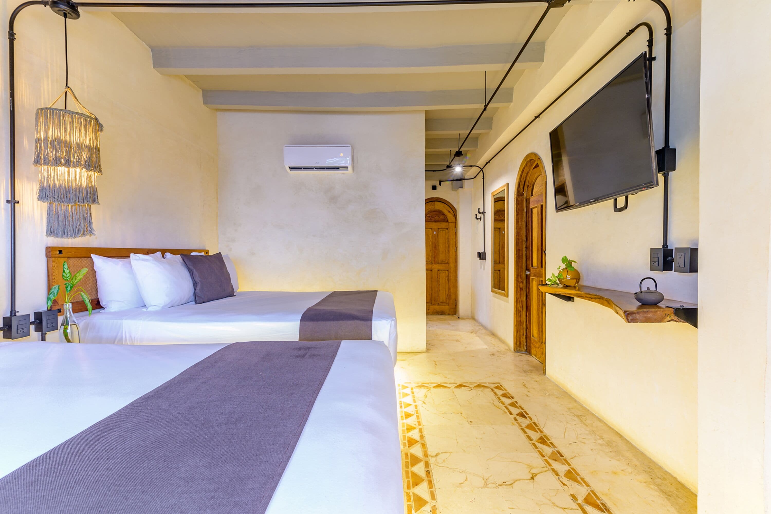 스탠다드룸 | 무료 WiFi, 침대 시트