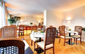 Breakfast area - Villa Königsgarten (Siebeldingen)