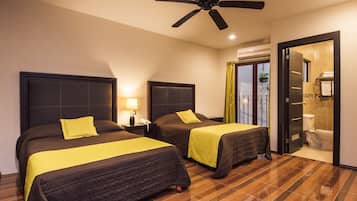 Quarto casal, 2 camas de casal | Cofres nos quartos, camas extras/dobráveis (sobretaxa)