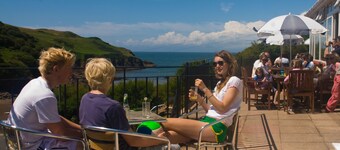 The Sun Bay Hotel & Restaurant