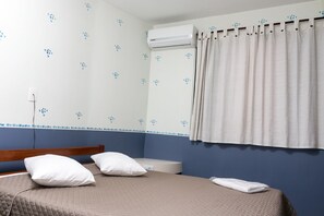 Luxury Room, 1 Double or 2 Single Beds (Double) | Minibar, in-room safe, individually decorated, individually furnished - Hotel Residenza (São Paulo)