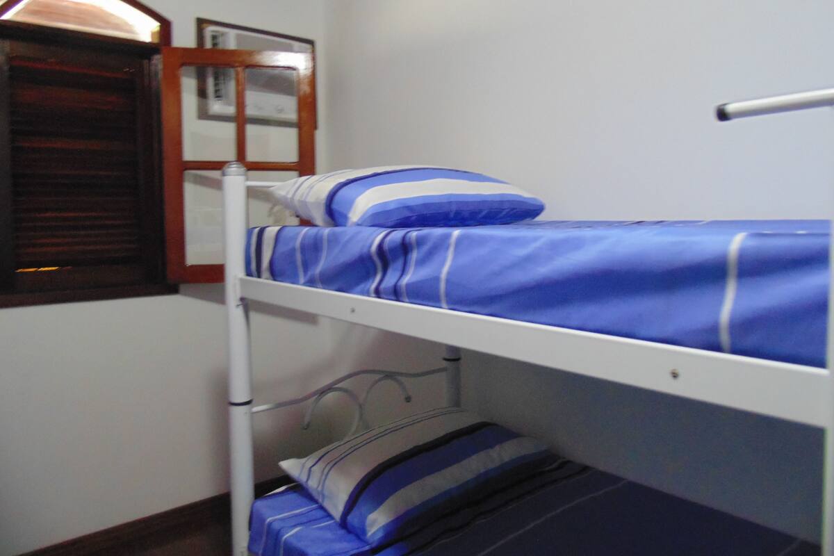 Shared Dormitory, Mixed Dorm (6 Beds / 6 Camas) | Free WiFi