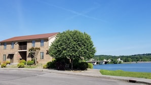 Unclassified image, 3 of 35, button - The Point Resort (Dandridge)