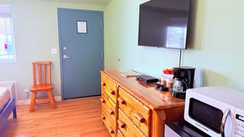 Classic Double or Twin Room, 2 Queen Beds | Memory foam beds, free WiFi, bed sheets