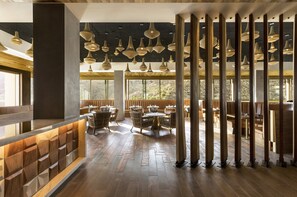 3 restaurants servant le souper
