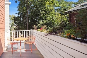 Habitación Premier, 1 cama de matrimonio grande, balcón, vistas al jardín | Terraza o patio