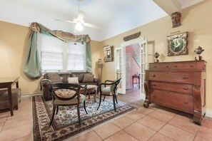 Three Bedroom Cottage | Living room