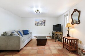 Barbados Bungalow | Living room