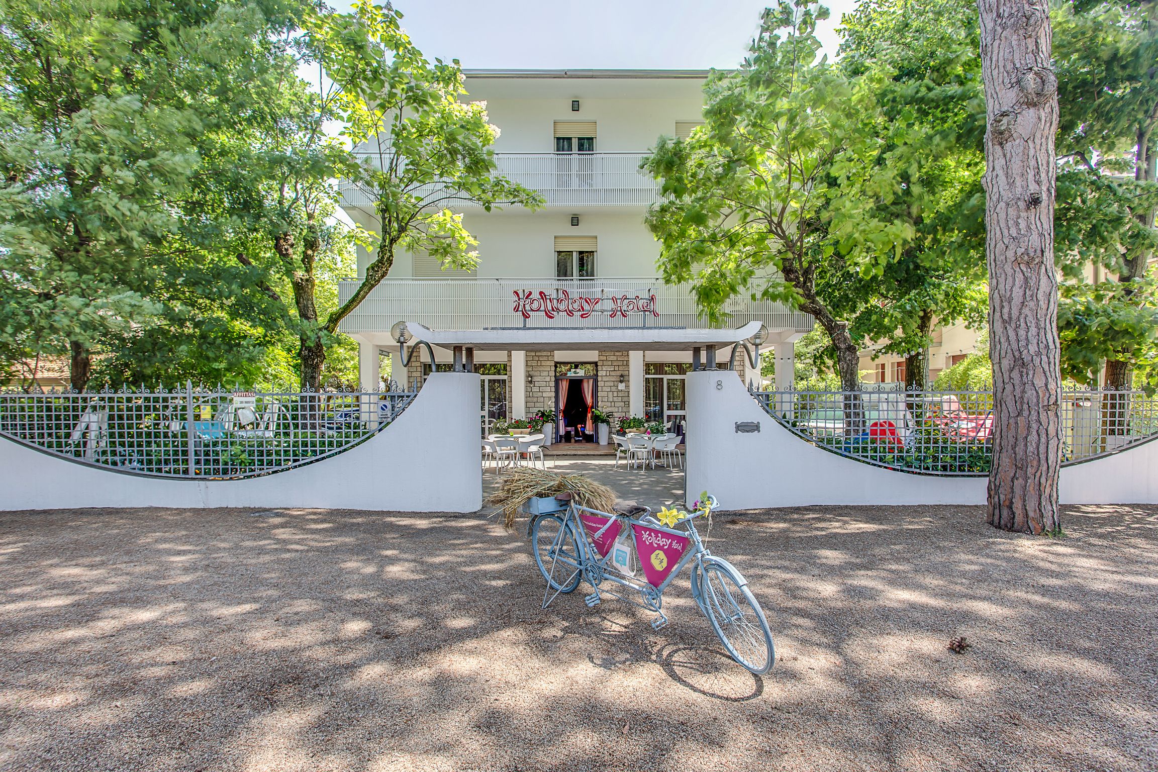 Facciata della struttura