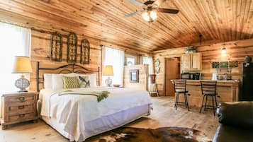Exclusive Cabin, 1 King Bed, Hot Tub, Hill View | 1 bedroom, individually decorated, individually furnished