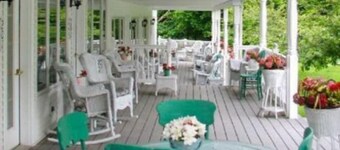 1896 House Country Inn & Motels