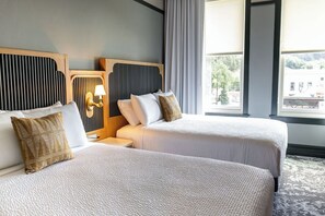 Chambre Classique, 2 grands lits, non-fumeur, vue ville